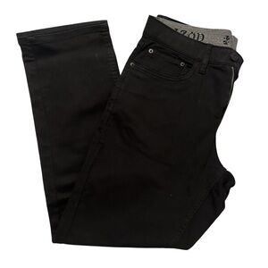 IZOD Men's Regular Fit Stretch Knit Denim Jeans Straight Leg Casual Pants